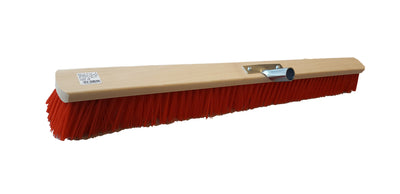 Rød poly gadekost 100 cm. korte børster inkl. 24 eller 28 mm. Kostebeslag