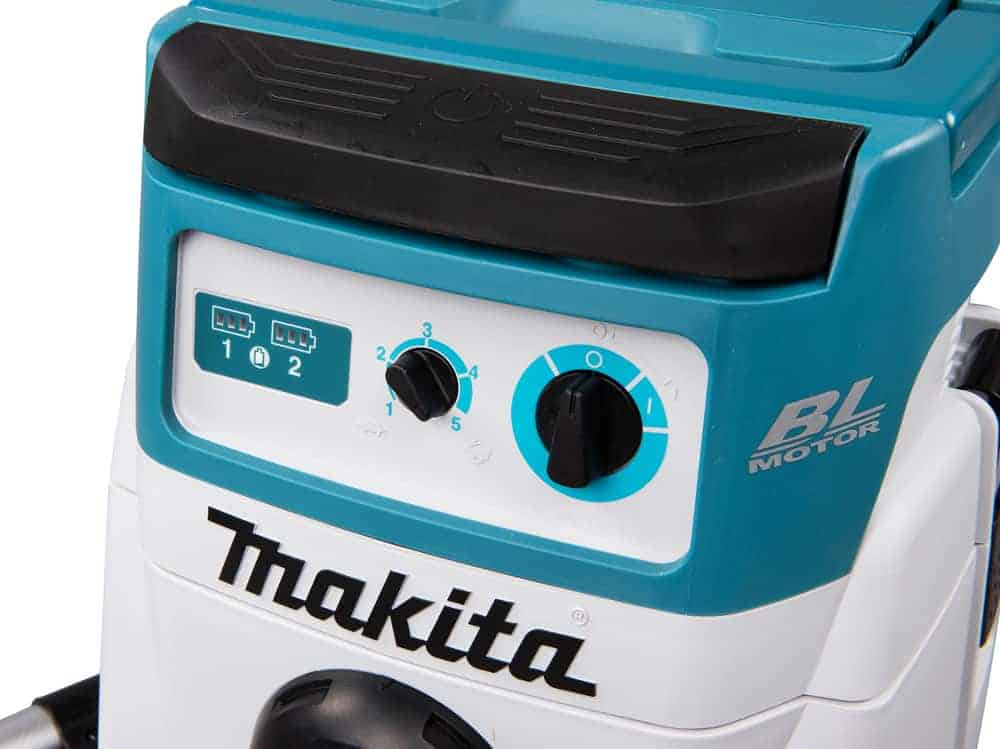 Makita Gulvstøvsuger 15 L. Battery til 2 x 18V