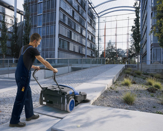 Nilfisk Floortec 350 B Feje/sugemaskine