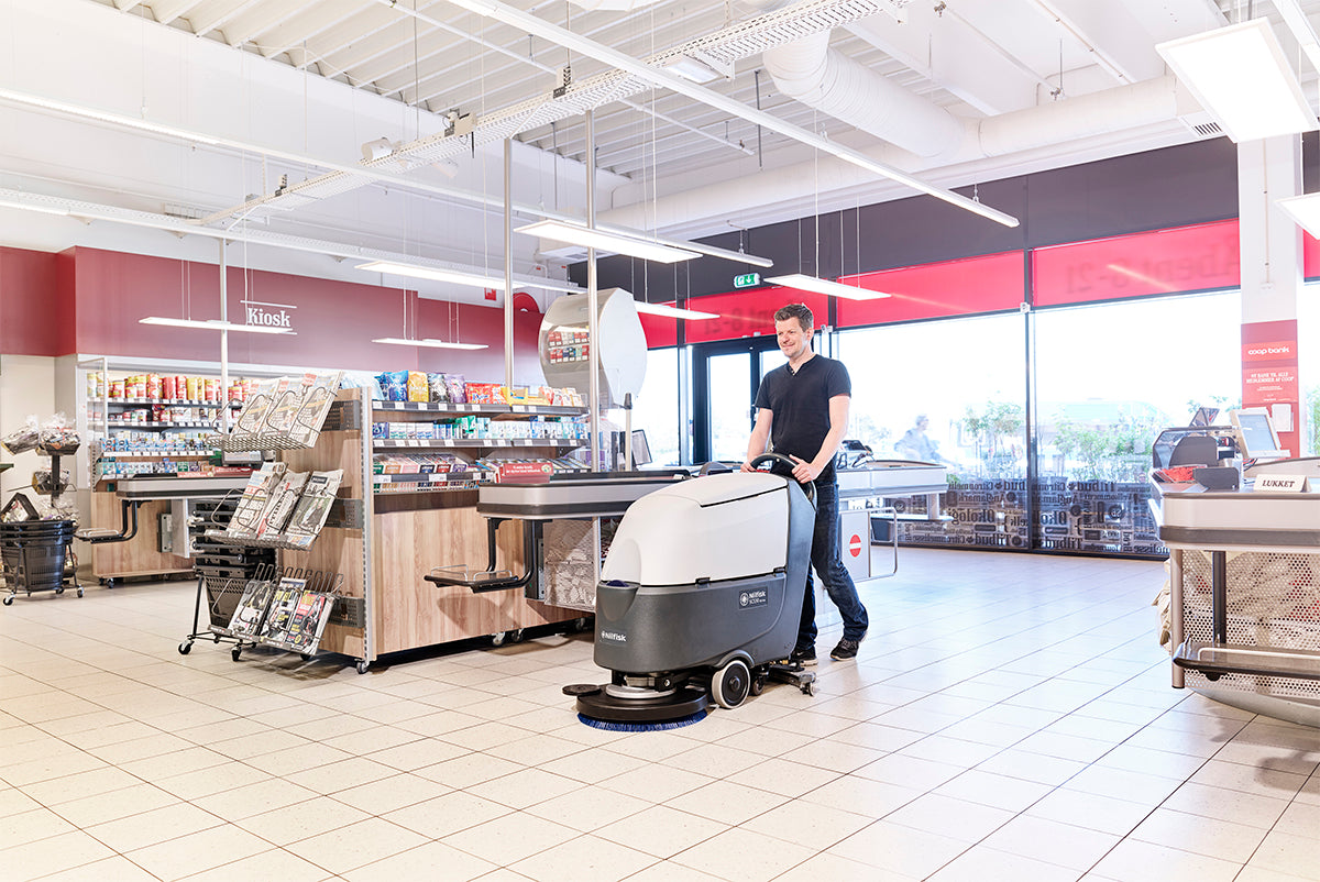 Gulvvaskemaskine Nilfisk SC530 53 BD GO-line Komplet inkl. 5 L Sæbe