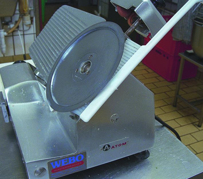 Børste m/håndbeskytter hvid